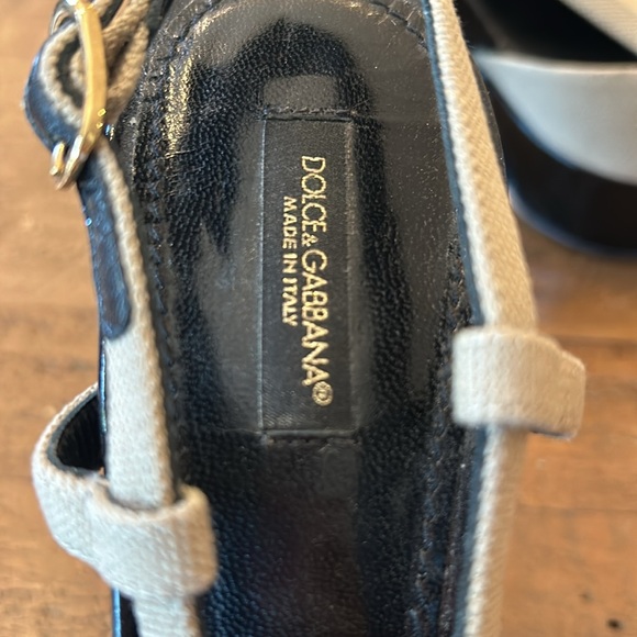 Incredible NWOT Dolce & Gabbana platforms (size 40) - Picture 4 of 4